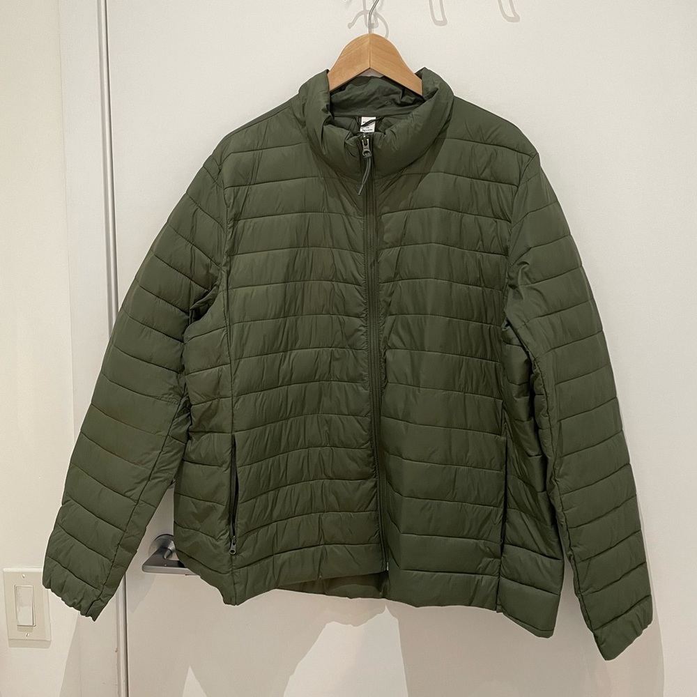 active lightweight puffer